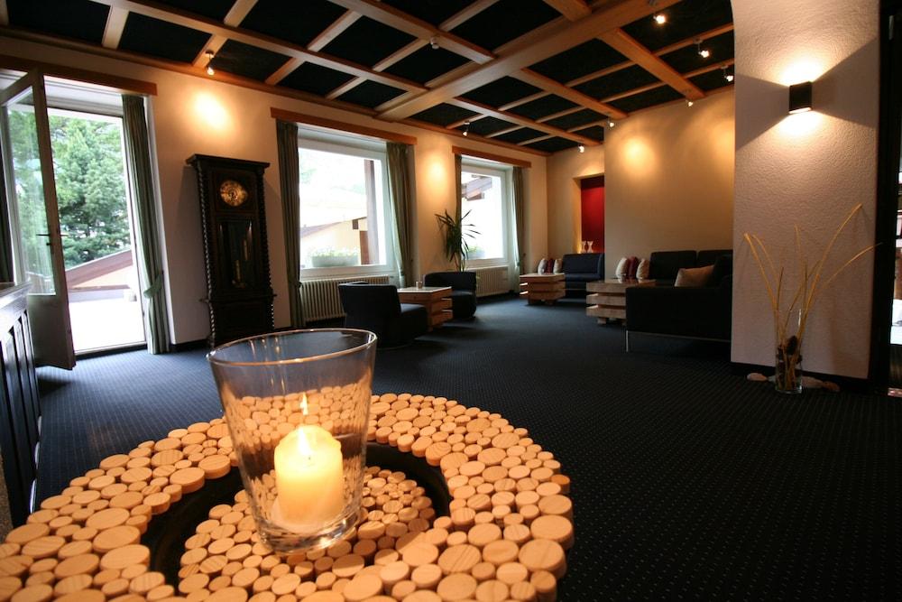 Hotel Metropol 萨斯费 外观 照片
