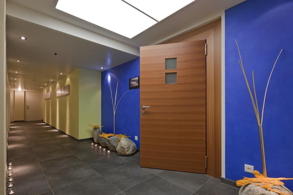 Hotel Metropol 萨斯费 外观 照片