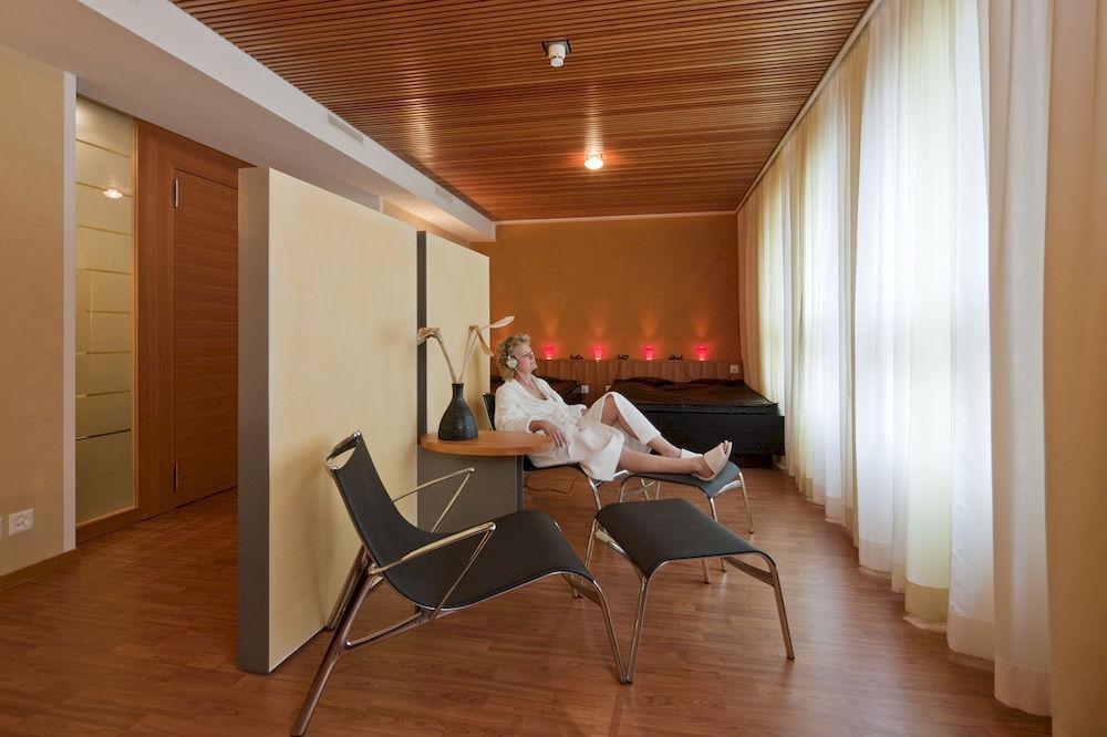 Hotel Metropol 萨斯费 外观 照片